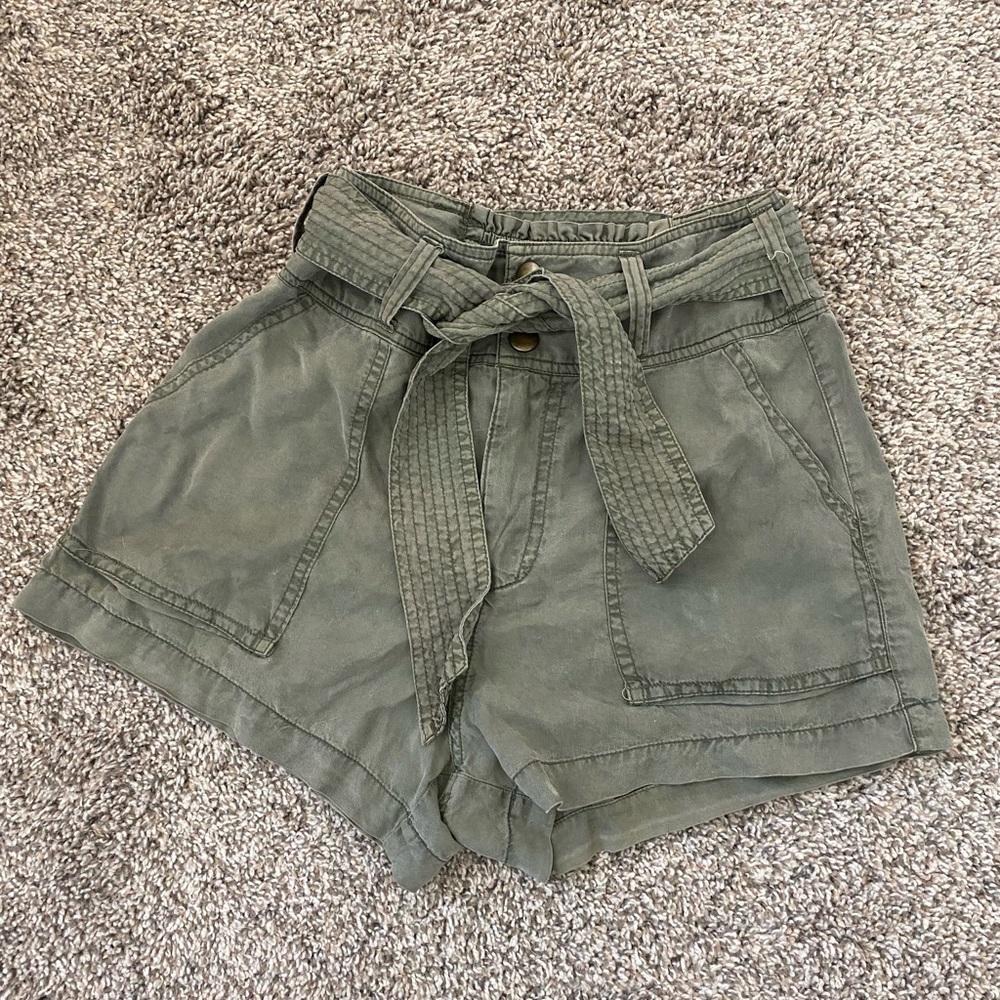 Abercrombie & fitch tie shorts